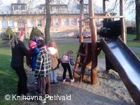 Obecní knihovna v Petřvaldě - knihovna, kde jste doma!