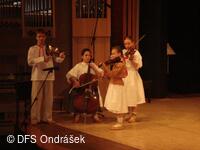 Ondrášek, dětský folklorní soubor