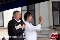 10. 9. pátek odpoledne, program na náměstí se rozbíhá
