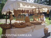 Medobraní s dětským dnem u Perníkové chaloupky 2011
