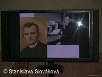 * Z DĚNÍ VE MĚSTĚ